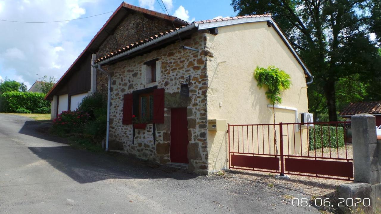 La Petite Fontaine Villa Ecuras Eksteriør billede