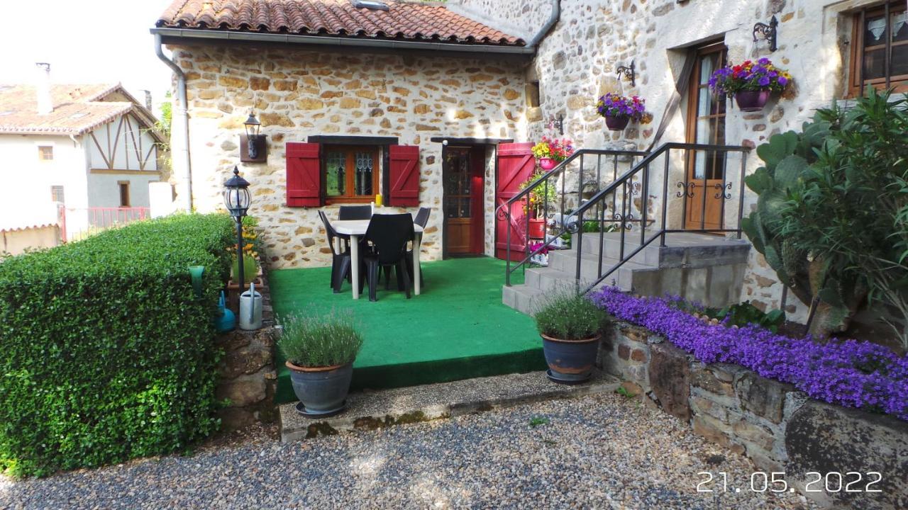 La Petite Fontaine Villa Ecuras Eksteriør billede